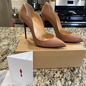 Elegant Nude Hot Chick Christian Louboutin